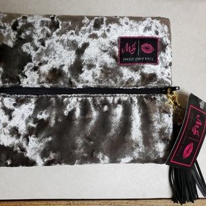 BNWT Wren Small Makeup Junkie Bag